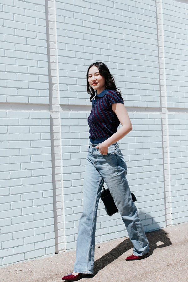 How to Style Flared Jeans: A Style Guide
