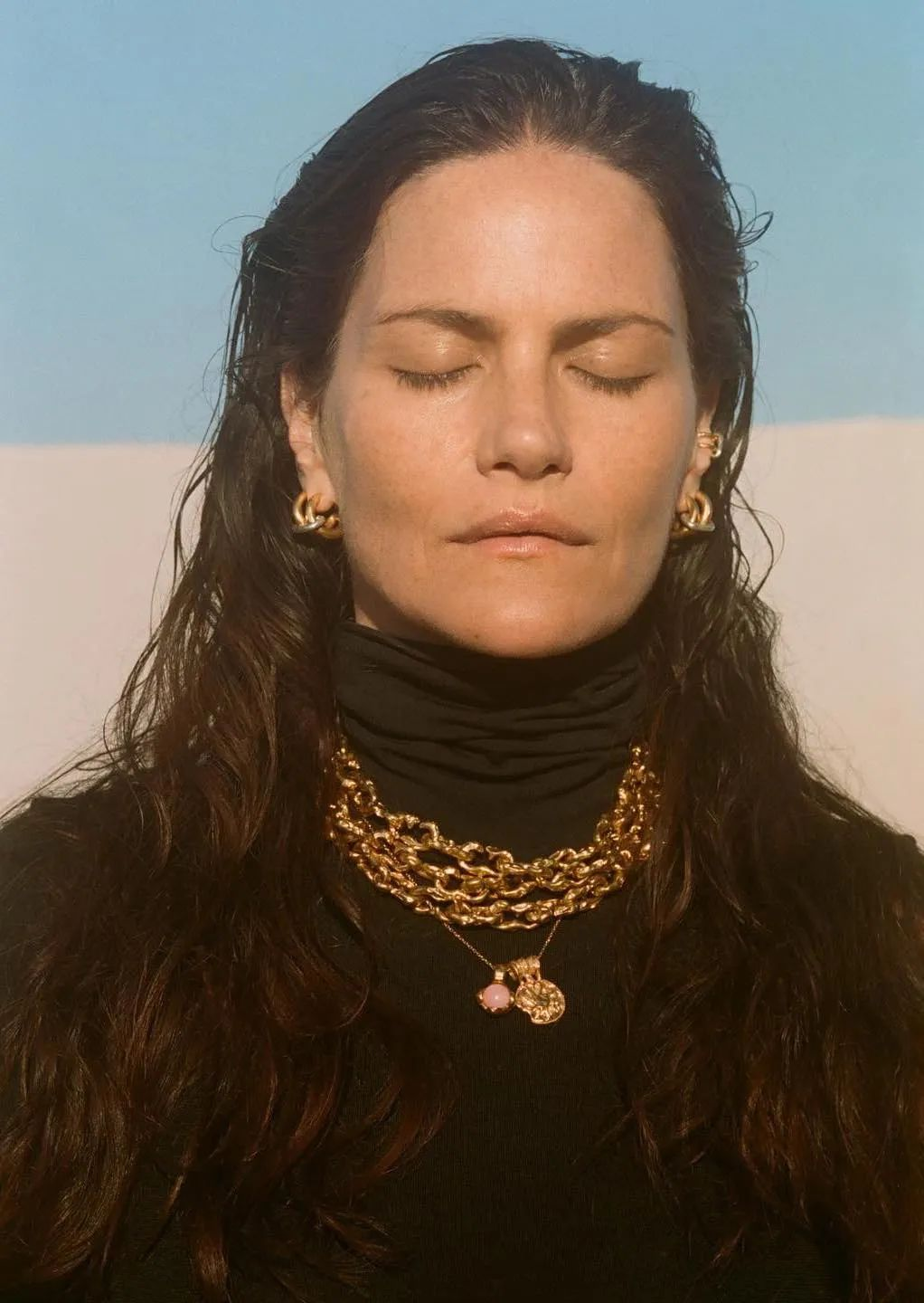 时髦单品|年轻人命里缺金?那咱就戴满黄金!