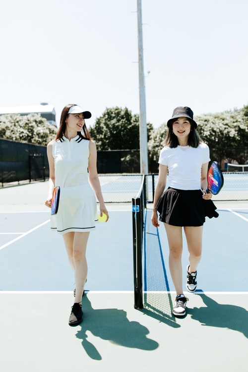 How to Style Athleisure: A Complete Guide