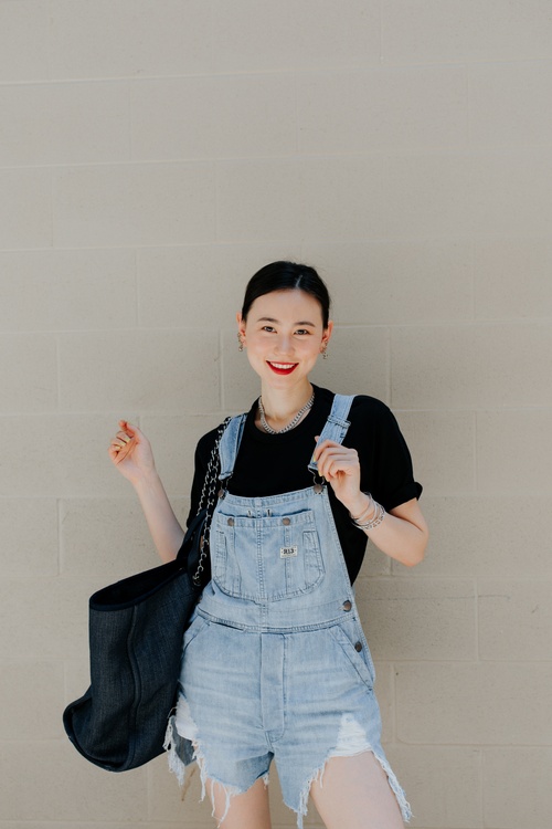 How to Style Overalls For Women